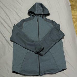 Mens UA textured zippered jacket w/hood